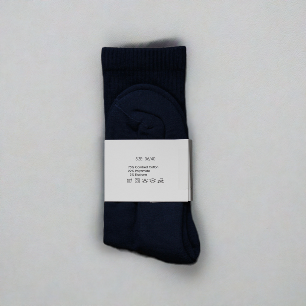 blaue Socken mit weißem Stick